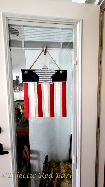 Flag from Louver slats. Share NOW. #slats, #4thofjuly flag, #palletboard, #flag, #eclecticredbarn